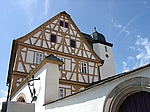 Hohes Haus mit Turm